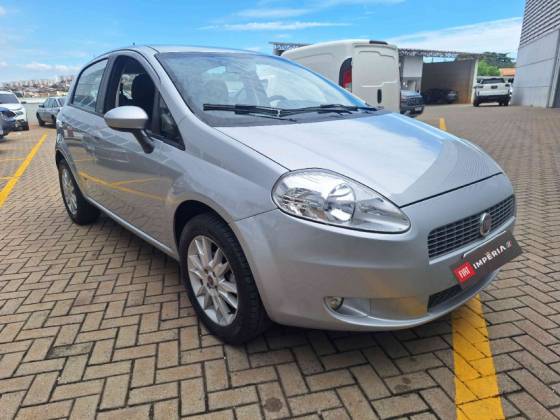 FIAT PUNTO 1.6 ESSENCE 16V FLEX 4P MANUAL